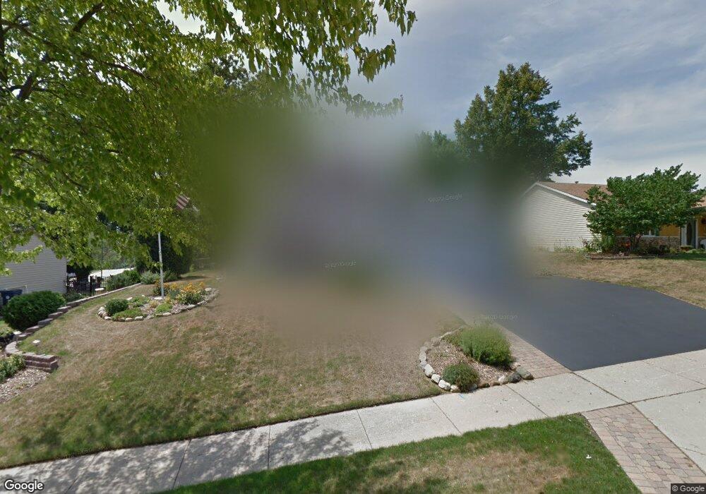 410 Shagbark Ct, Algonquin, IL 60102 - photo 1