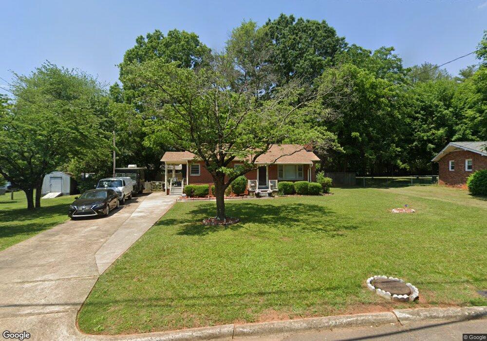 665 N Bost St, Statesville, NC 28677 - photo 1