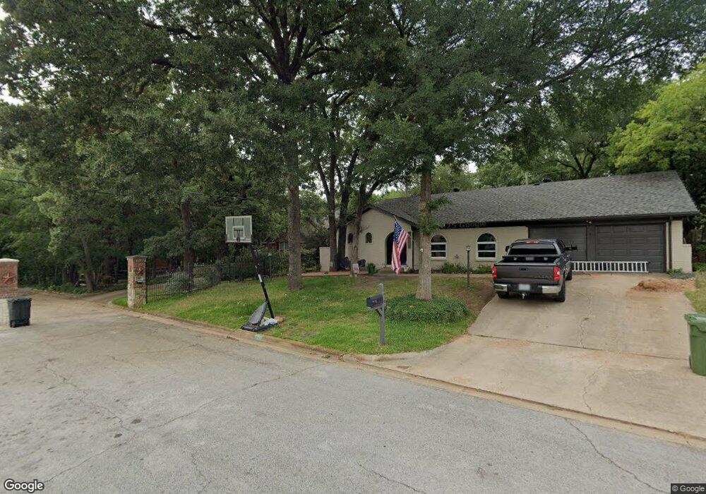 917 Henson Dr, Hurst, TX 76053 - photo 1