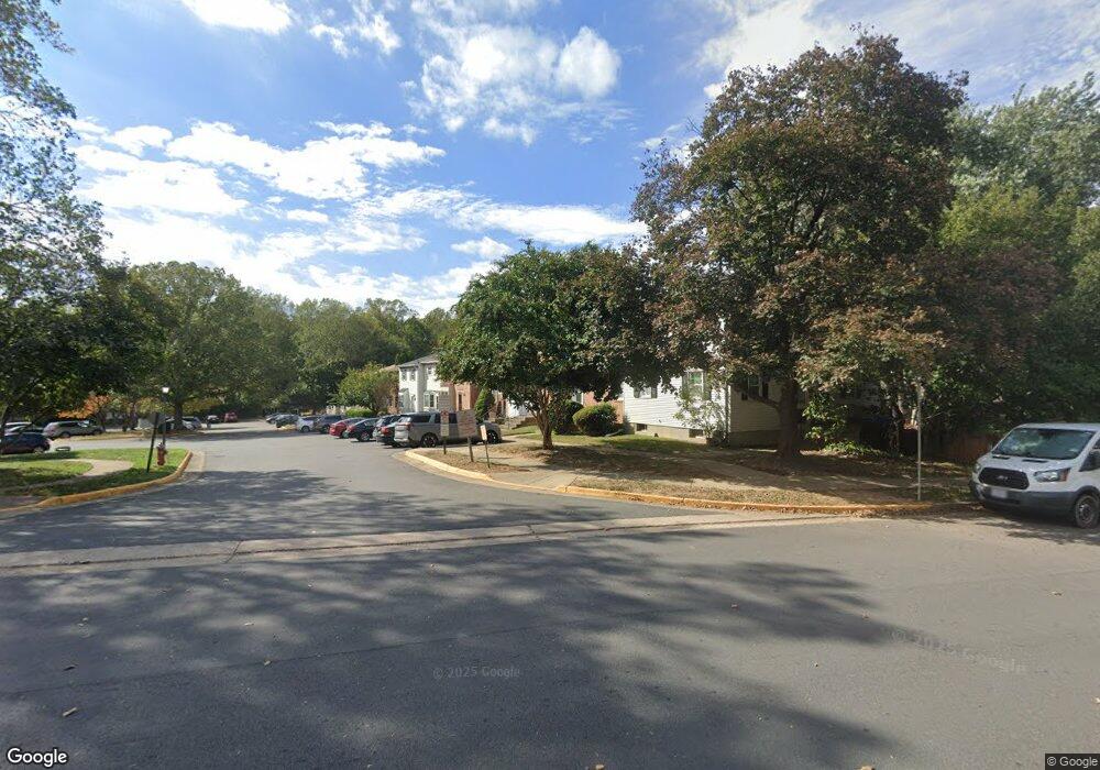 3008 Winter Pine Ct, Fairfax, VA 22031 - photo 1