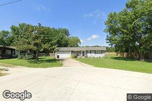 446 S Parklane Dr, Galva, KS 67443