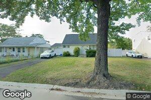 30 Halstead Rd, New Brunswick, NJ 08901