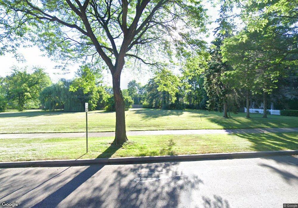 586 Saint Clair St, Grosse Pointe, MI 48230 - photo 1