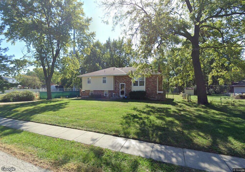 105 E Elm St, Raymore, MO 64083 - photo 1