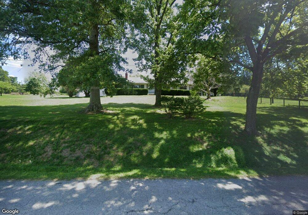 2650 Carpenter Pkwy, Versailles, KY 40383 - photo 1