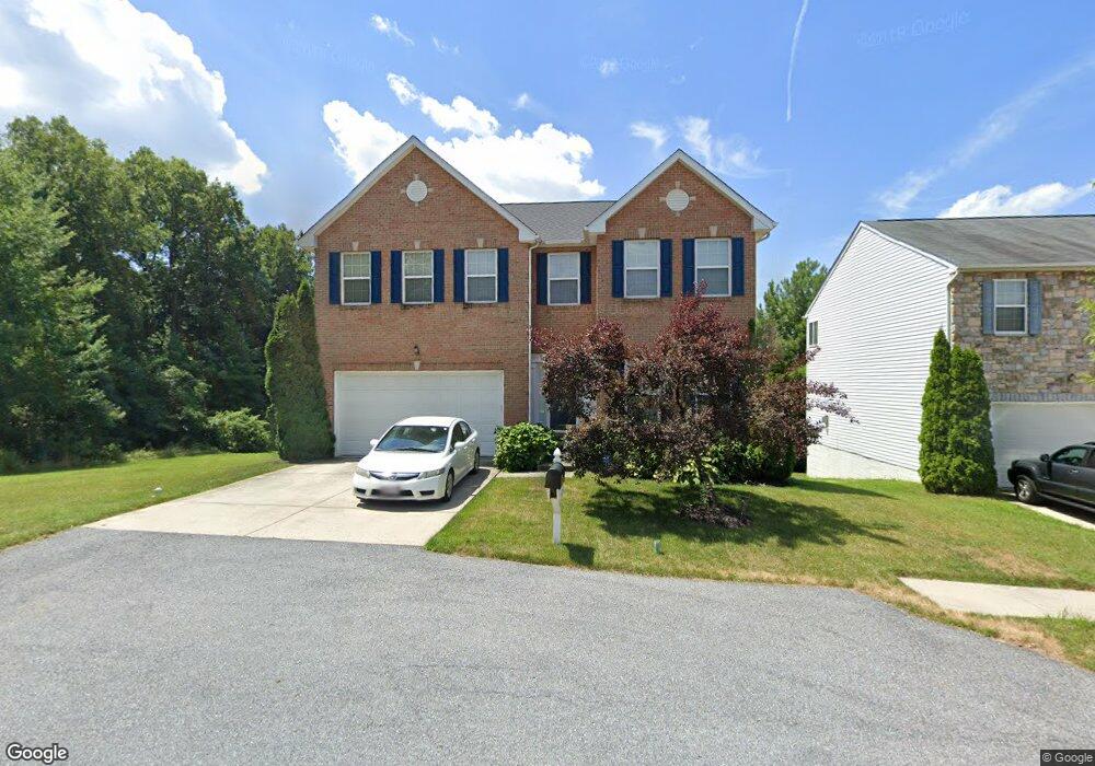 4734 Stellabrooke Ln, Rosedale, MD 21237 - photo 1