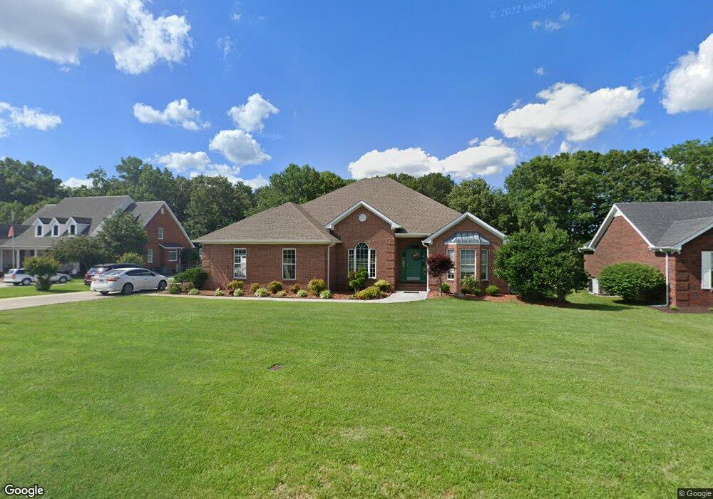 236 Regalwood Dr, Manchester, TN 37355 - photo 1