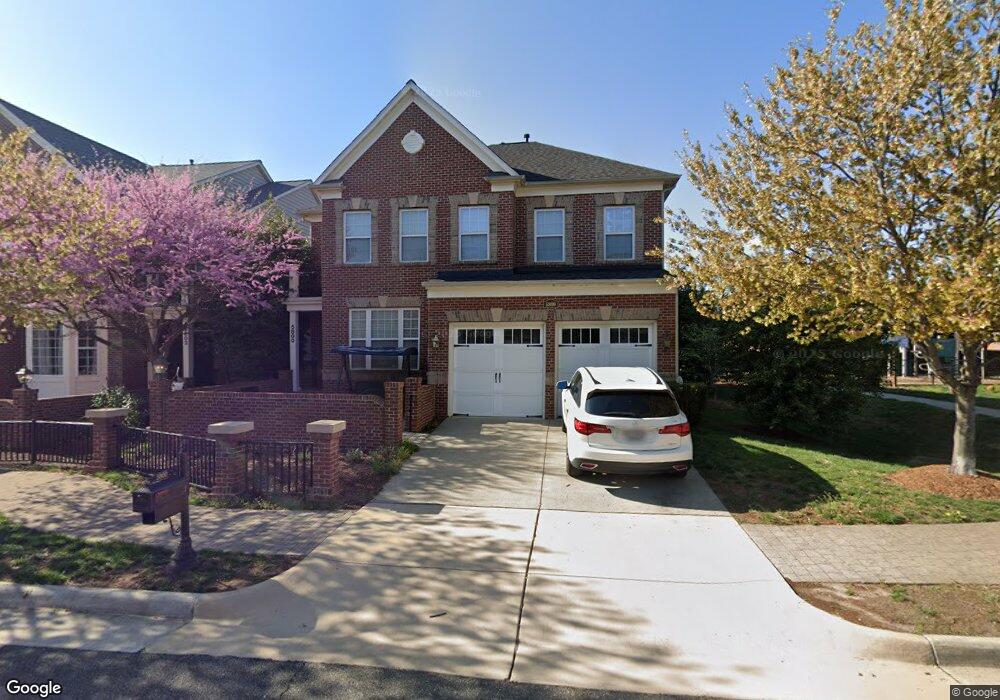 3752 Falls Gate Ct, Falls Church, VA 22041 - photo 1