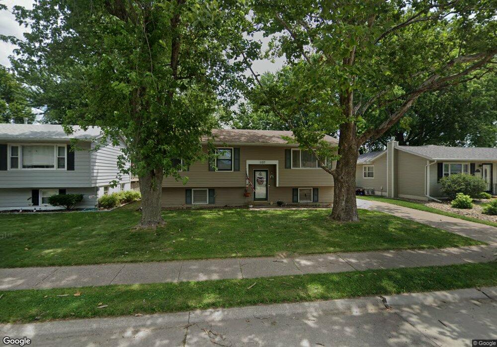 1127 Calvin St, Davenport, IA 52804 - photo 1