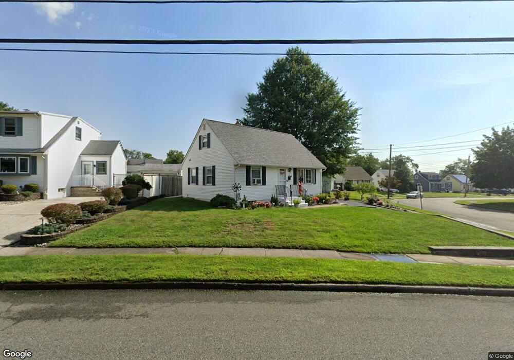 132 Crestview Rd, Fords, NJ 08863 - photo 1