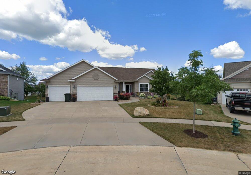 6712 Red Granite Ct NW, Cedar Rapids, IA 52405 - photo 1