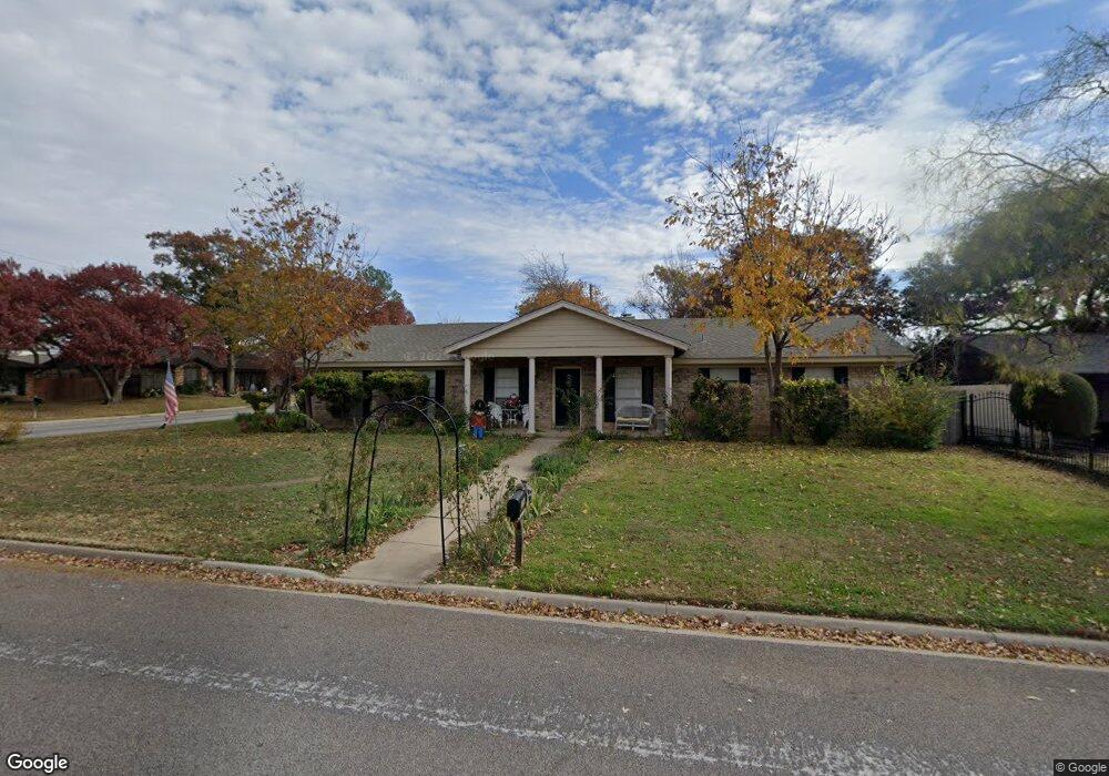 1764 Northridge Dr, Hurst, TX 76054 - photo 1