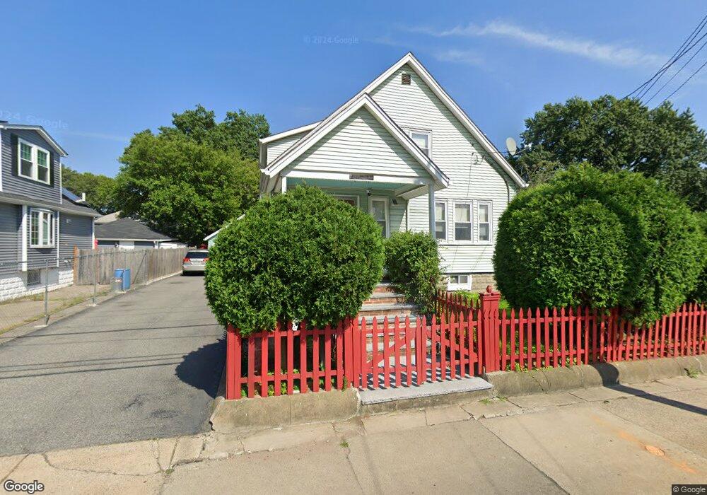 172 Willis Ave, Medford, MA 02155 - photo 1