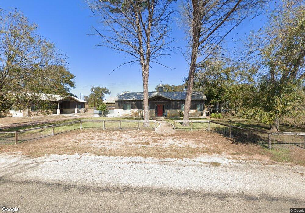 1736 W Live Oak St unit ID1253747P, Fredericksburg, TX 78624 - photo 1