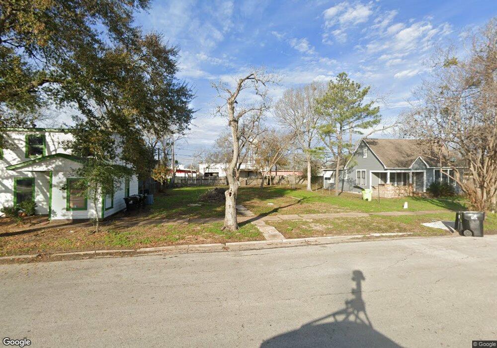 916 7th St, Rosenberg, TX 77471 - photo 1