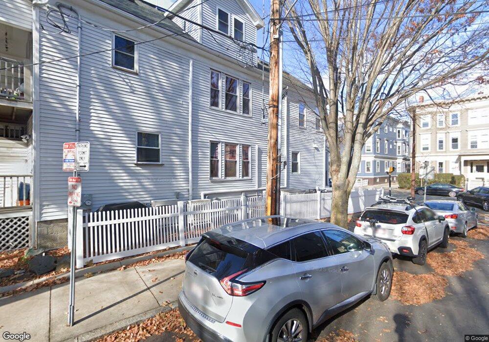 372 Broadway, Cambridge, MA 02139 - photo 1
