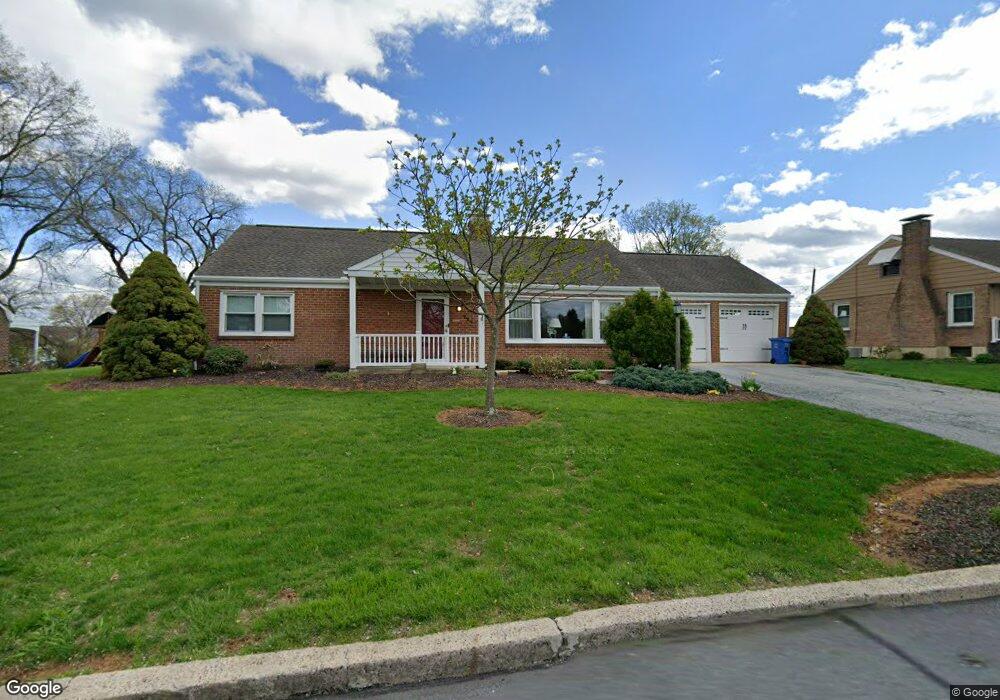 734 Floret Ave, Reading, PA 19605 - photo 1