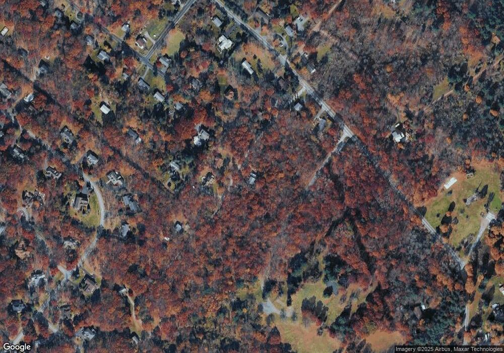 123 Cypress Dr, Cresco, PA 18326 - photo 1