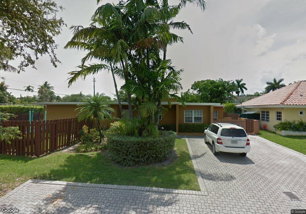 698 698 Glenridge Rd, Key Biscayne, FL 33149 - photo 1