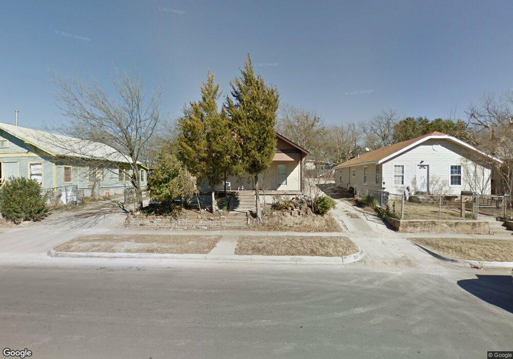 2520 Azle Ave, Fort Worth, TX 76106 - photo 1