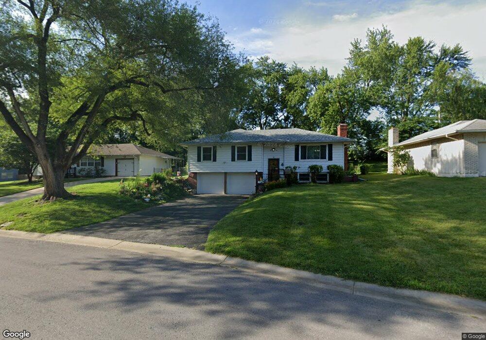 10301 W 56th Terrace, Shawnee, KS 66203 - photo 1