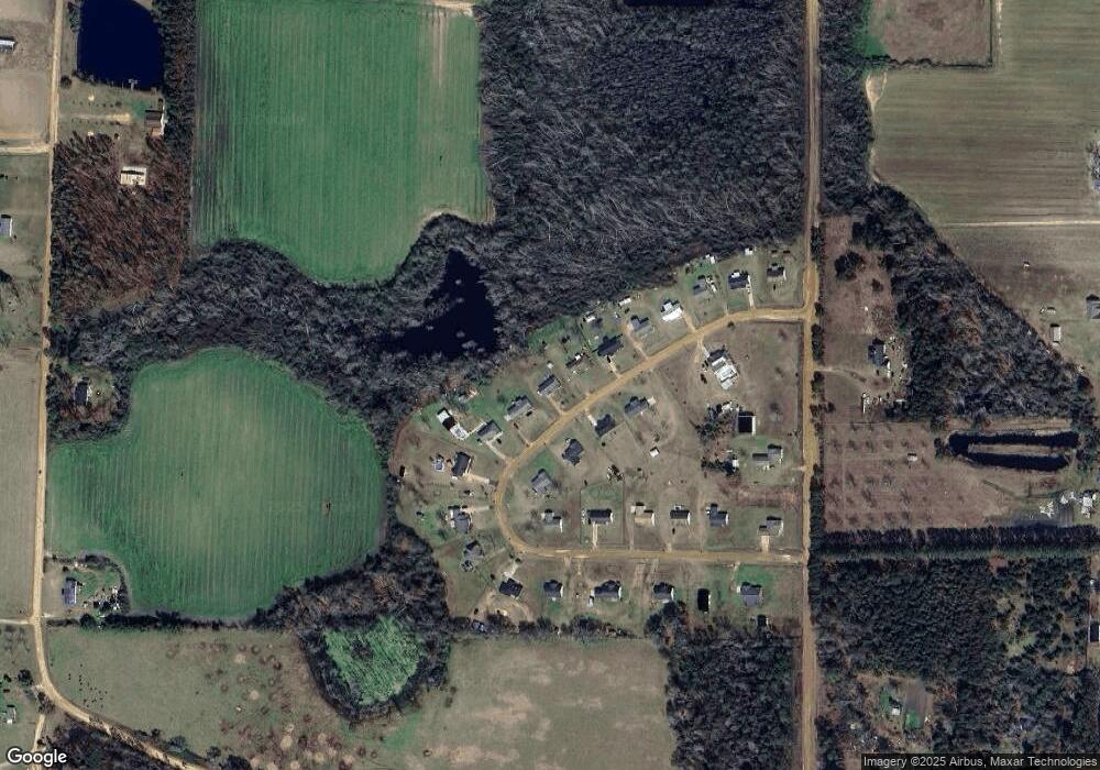 154 Grandview Cir, Douglas, GA 31535 - photo 1