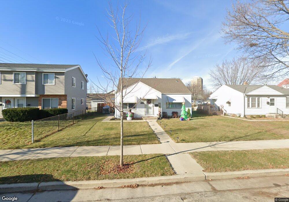 4049 S 5th St, Milwaukee, WI 53207 - photo 1
