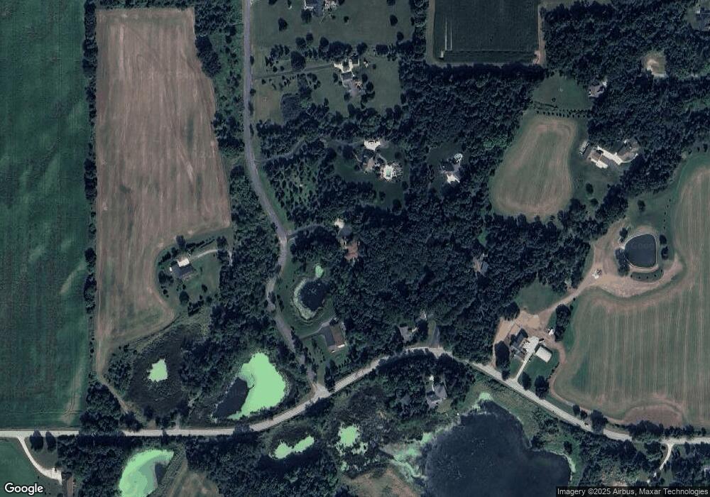 3350 Moraine Valley Dr, Slinger, WI 53086 - photo 1