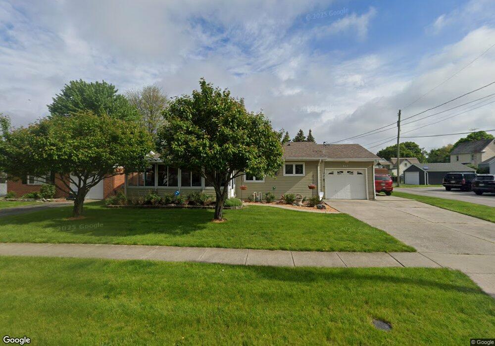 812 Howard St, Findlay, OH 45840 - photo 1