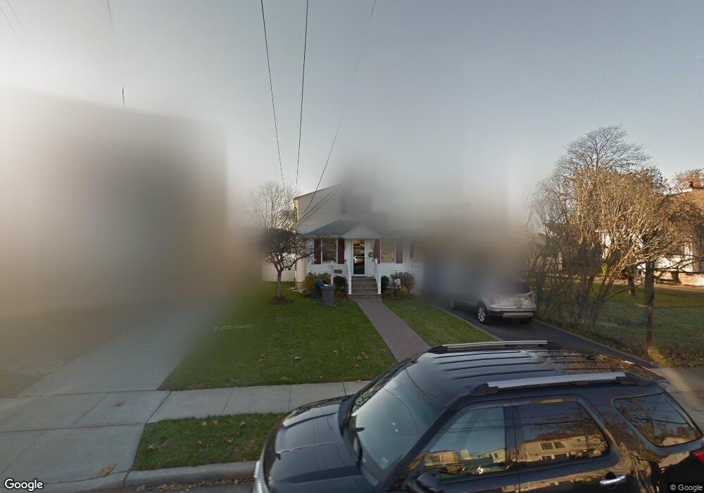 3112 Roxbury Rd, Oceanside, NY 11572 - photo 1