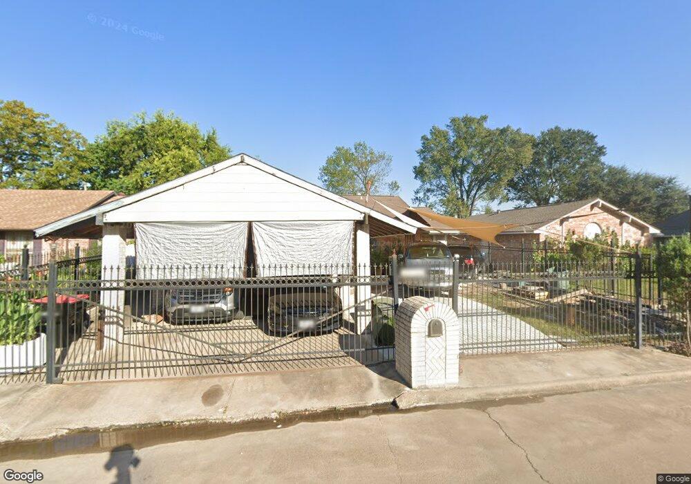 10546 Tilbrook Dr, Houston, TX 77038 - photo 1