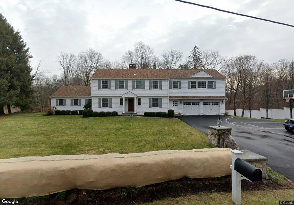 2 Hessian Dr, Ridgefield, CT 06877 - photo 1