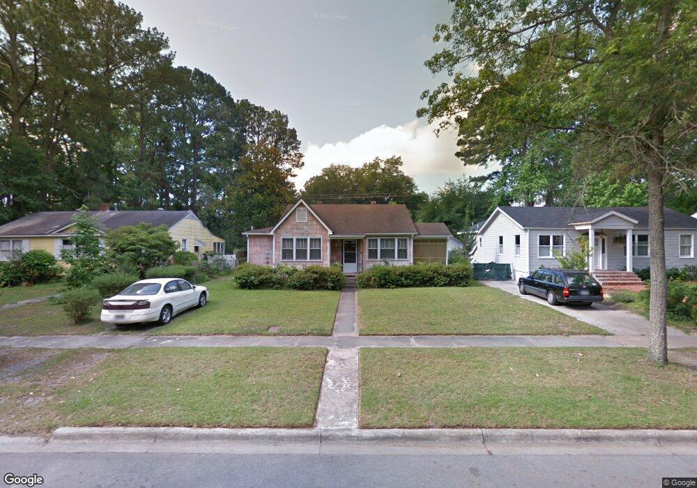 213 E 66th St, Savannah, GA 31405 - photo 1