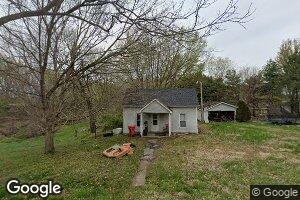 110 4th St, Cantrall, IL 62625