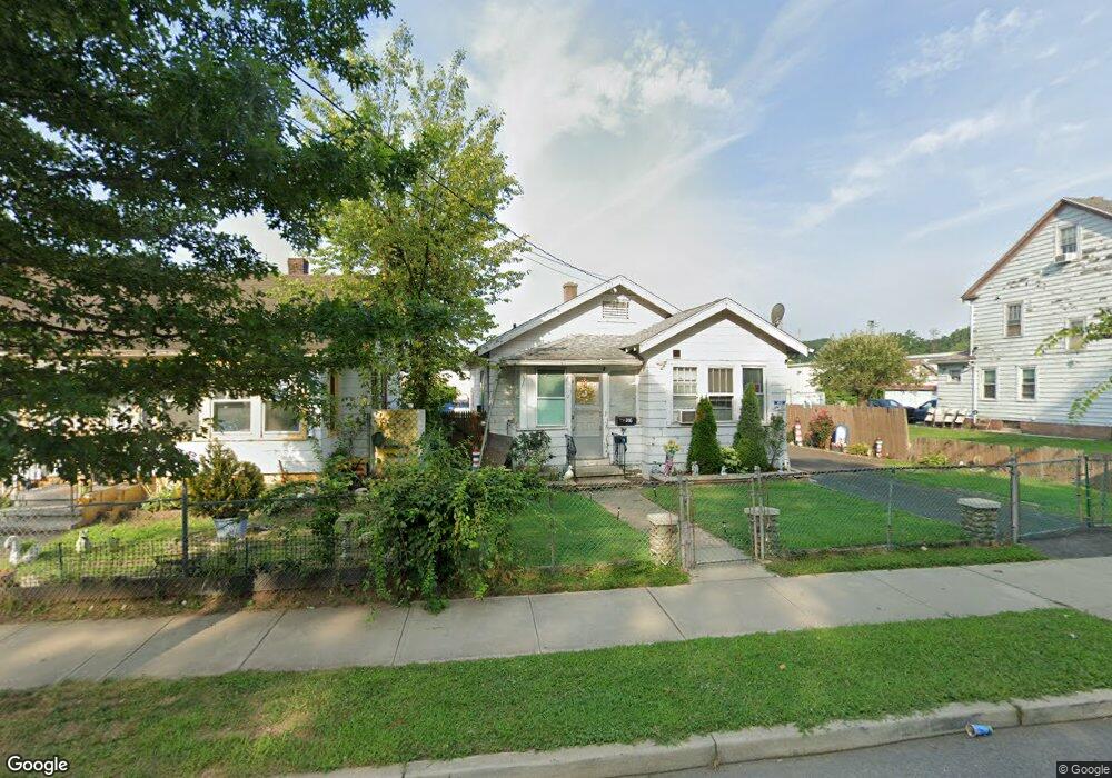 316 Front Ave, West Haven, CT 06516 - photo 1