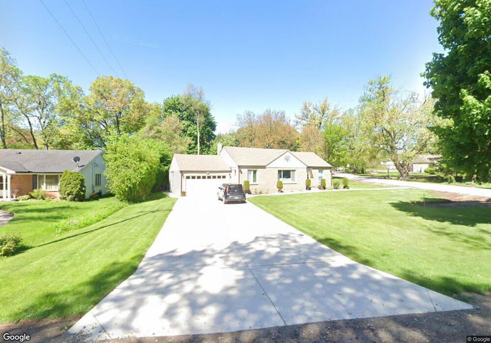 2406 Rutherford Rd, Bloomfield Hills, MI 48302 - photo 1