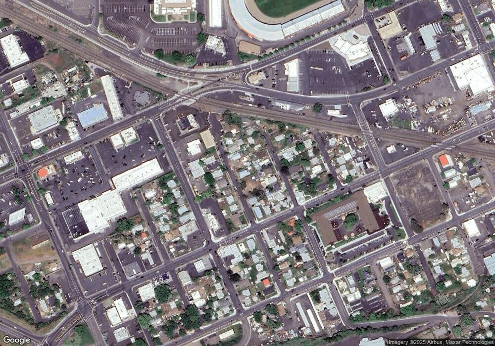 322 SW 16th St, Pendleton, OR 97801 - photo 1