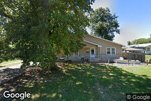 415 N Maple St, Windsor, IL 61957