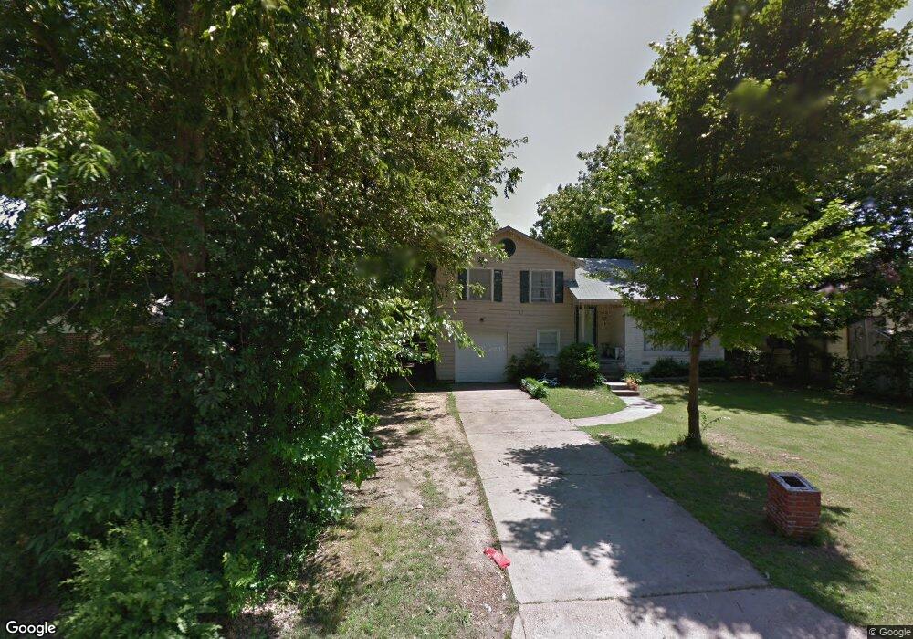 2403 Denver St, Muskogee, OK 74401 - photo 1