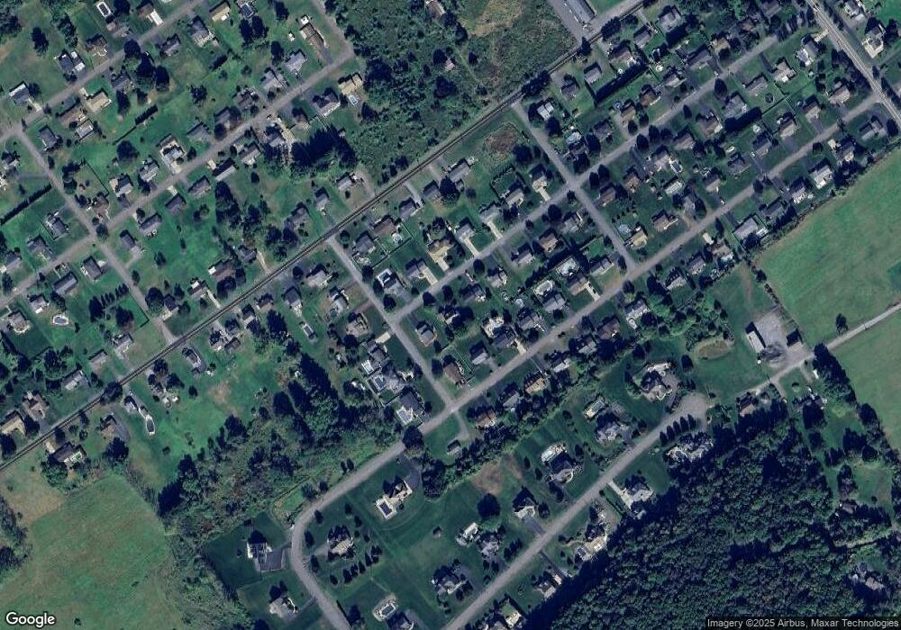 1341 Meadowcrest Dr, Shavertown, PA 18708 - photo 1