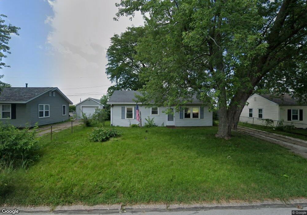 2010 W 75th Place, Davenport, IA 52806 - photo 1