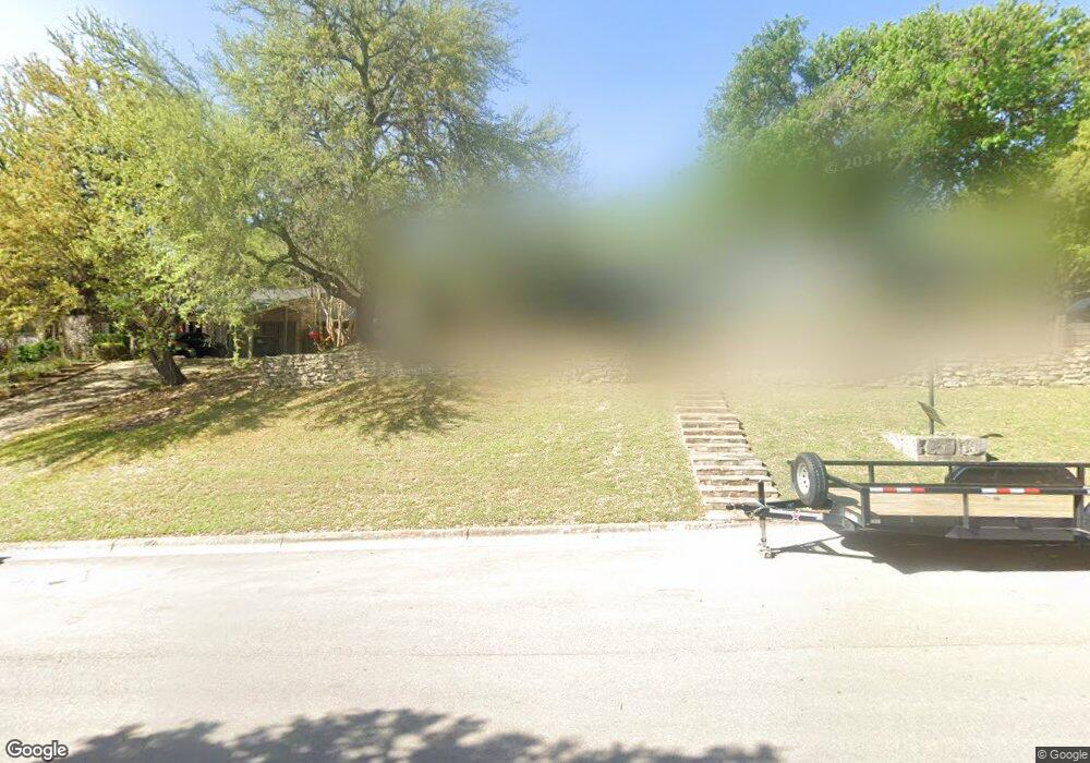 417 Oakridge Dr, San Marcos, TX 78666 - photo 1