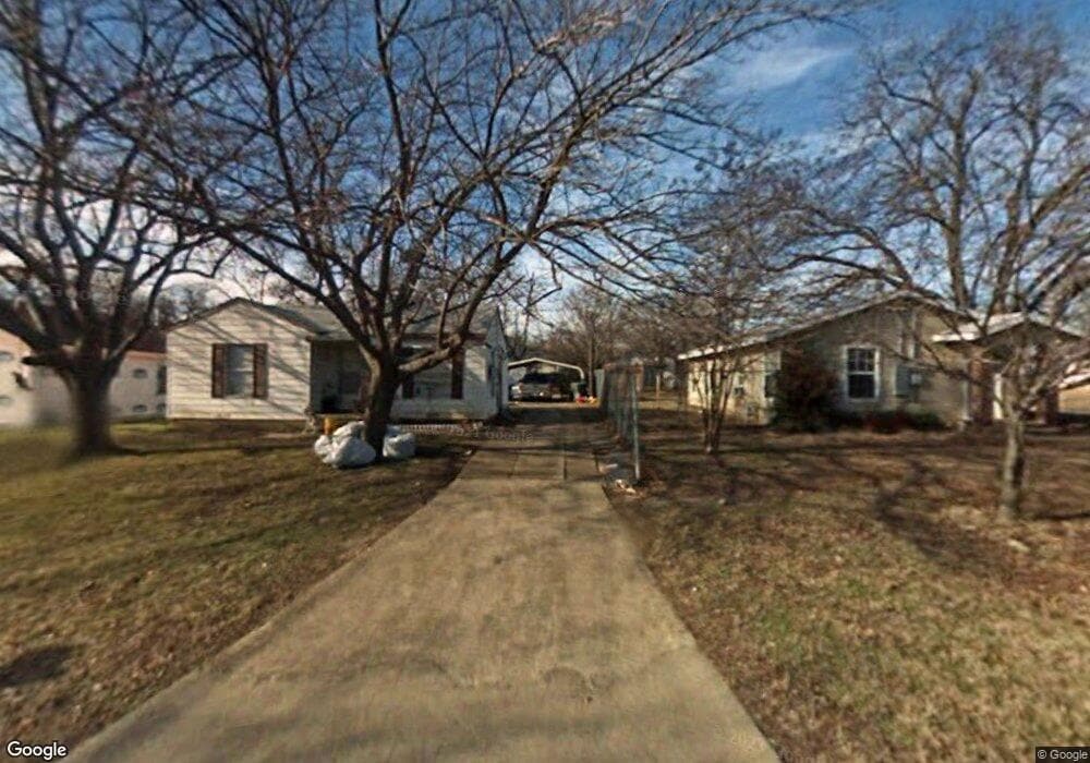 1622 N Hoard Ave, Sherman, TX 75090 - photo 1