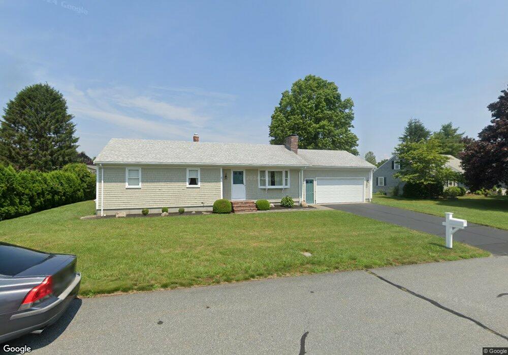 5 Rowley Ln, South Dartmouth, MA 02748 - photo 1