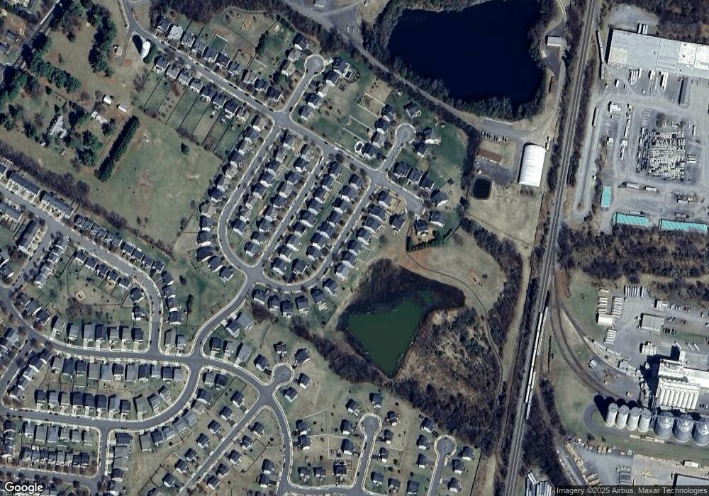 2037 Magnolia Cir, Culpeper, VA 22701 - photo 1