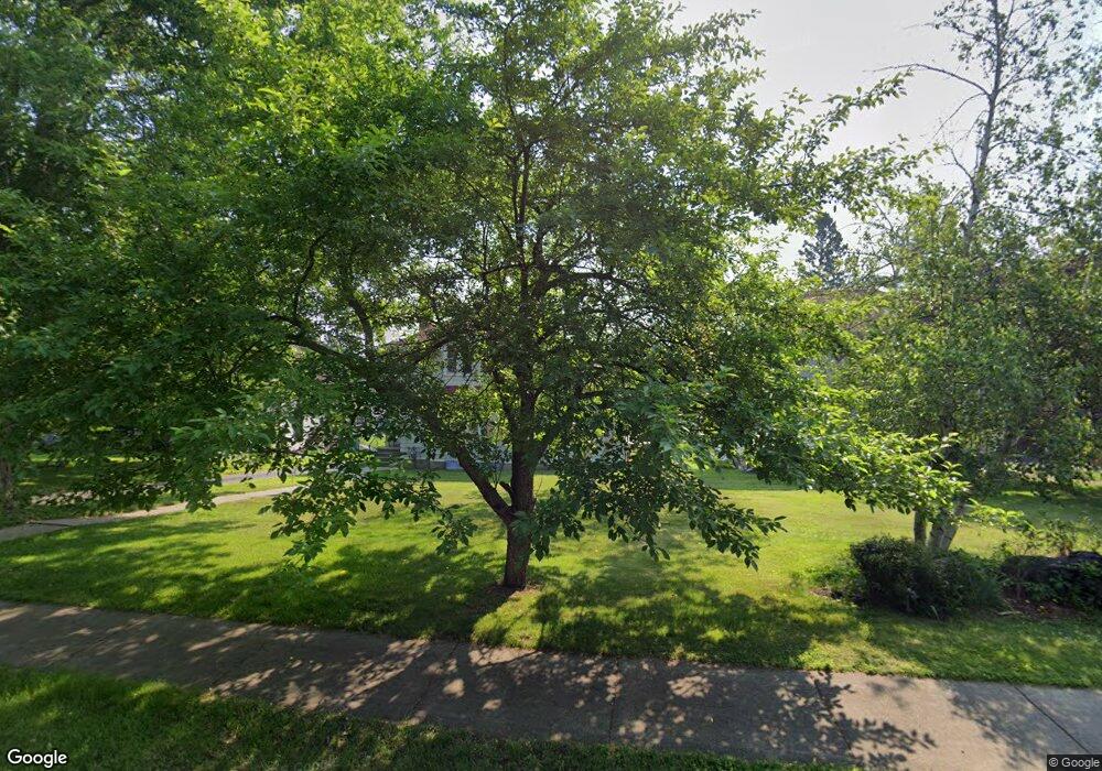 1424 Vermilion Rd, Duluth, MN 55812 - photo 1