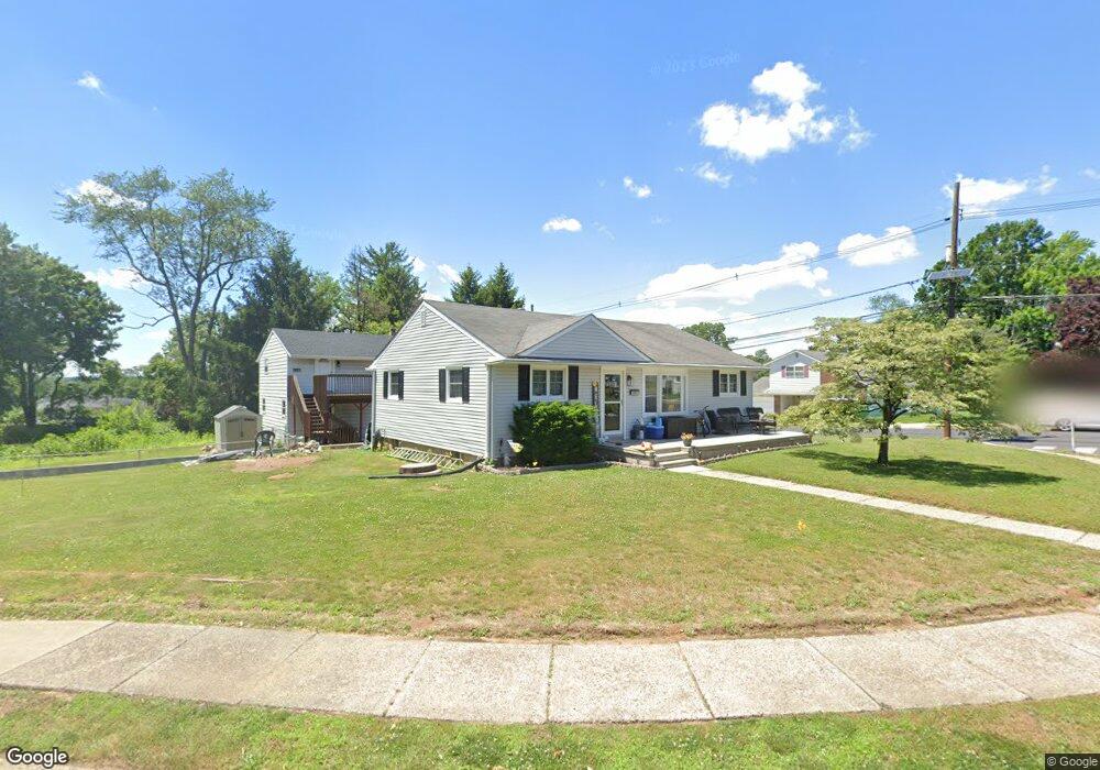 301 Center Ave, Runnemede, NJ 08078 - photo 1