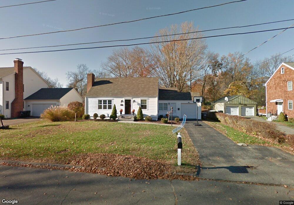 7 Arrowhead Rd, Trumbull, CT 06611 - photo 1