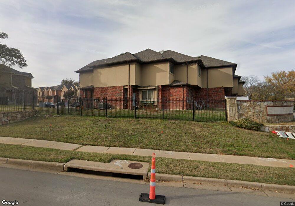 252 Corinna Ct, Hurst, TX 76053 - photo 1