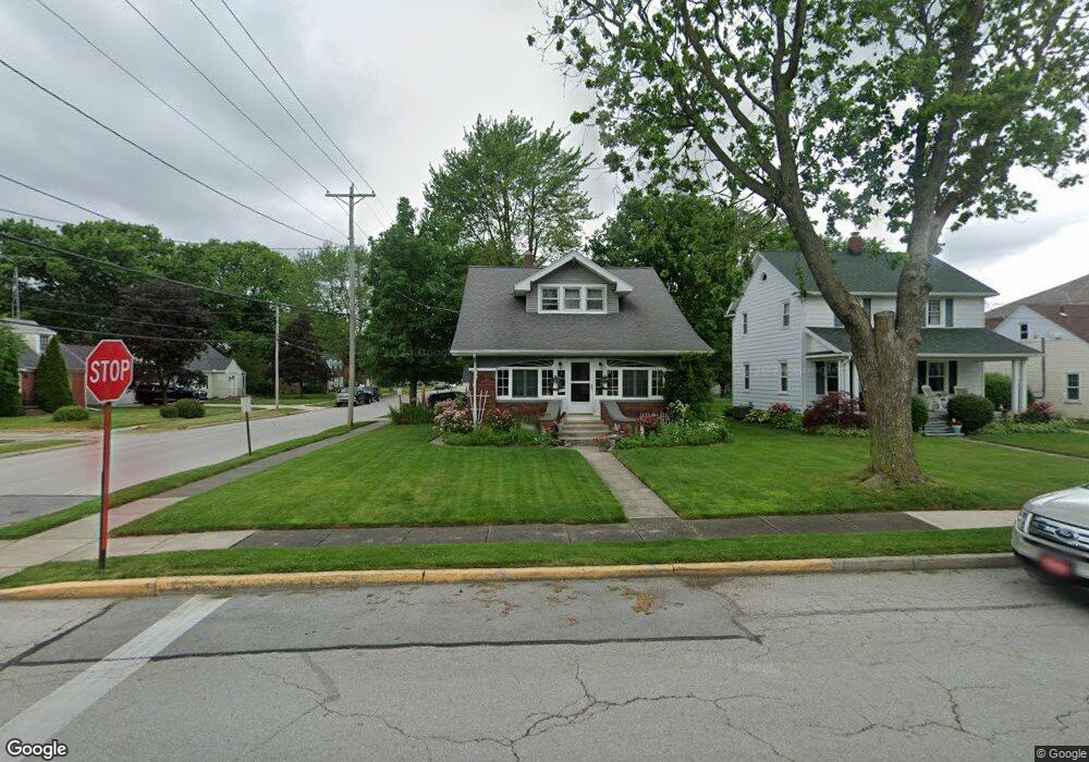 214 S Elm St, Woodville, OH 43469 - photo 1